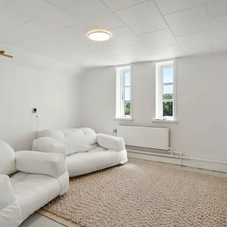 بيت للعطل Old Local House From 1904 With Natural Garden *